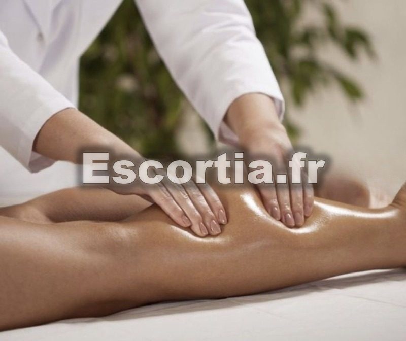 TRANS  Vrai massage  tantrique escort Cannes