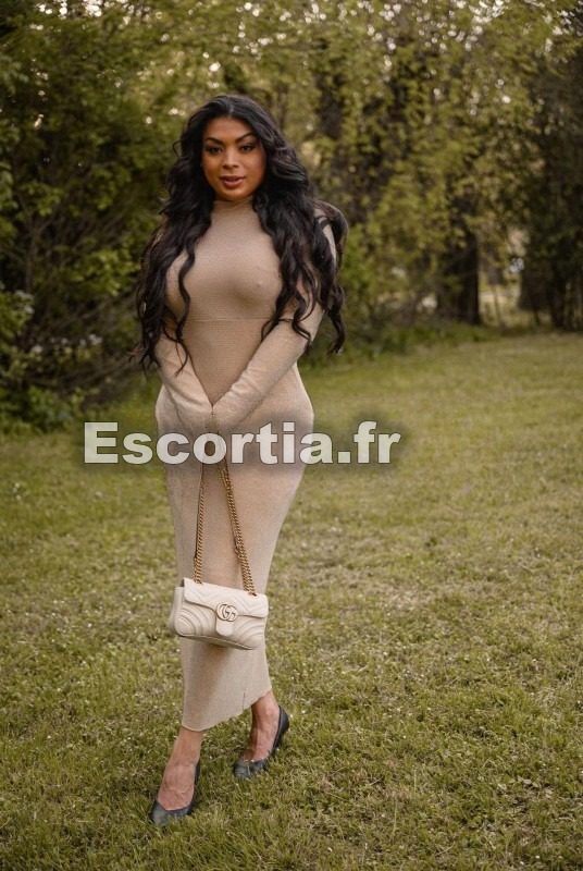 Sarah du leit escort Avignon