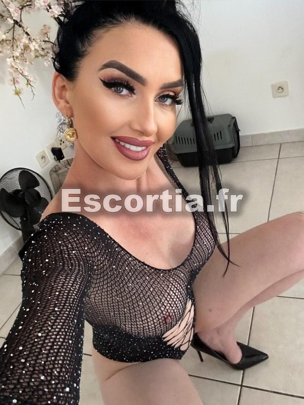 Sonya Queen GFE escort Valence
