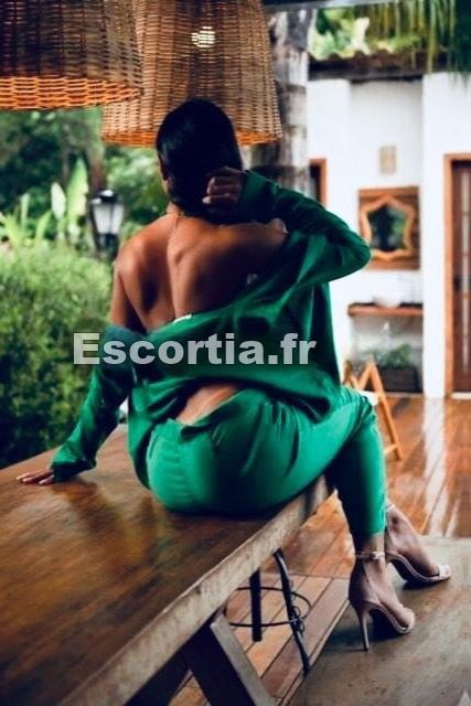 M A R I A N N E escort Albertville