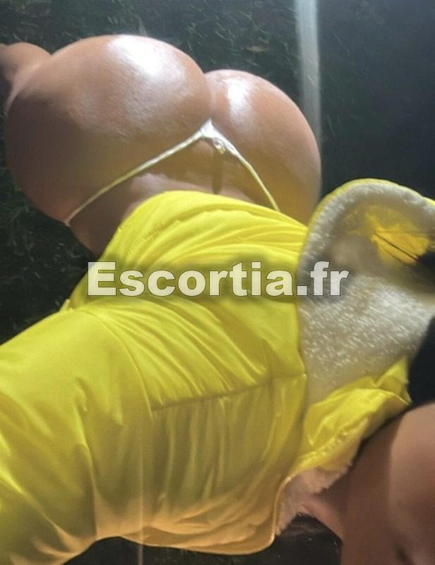 LEISY BOMBE LATINE escort Mulhouse