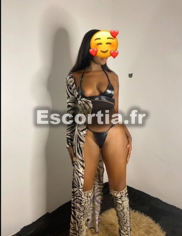 MAEVA escort Montluçon