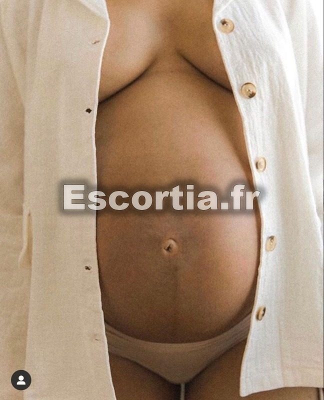 Bruna enceinte photo 5