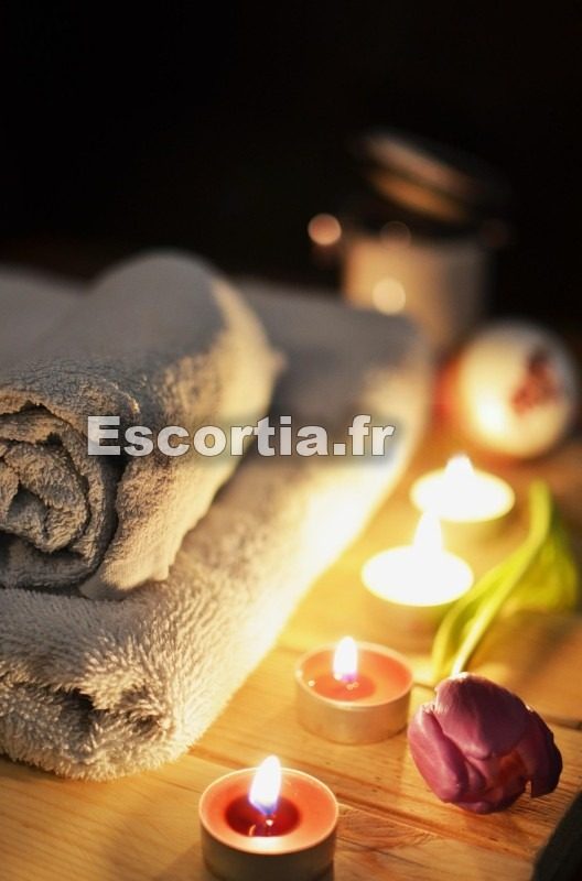 MASSAGE TANTRIQUE photo 2