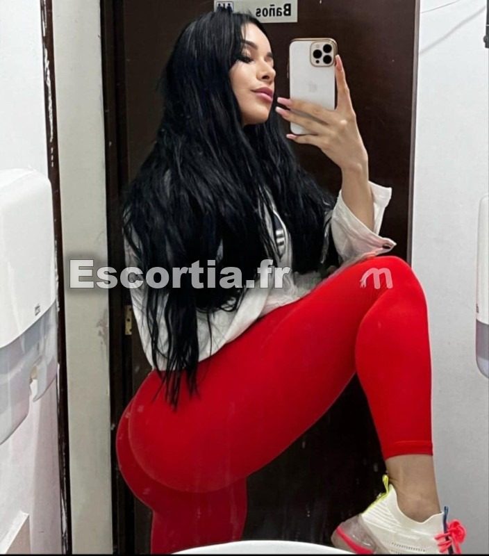 MYA Delicieuse escort Paris