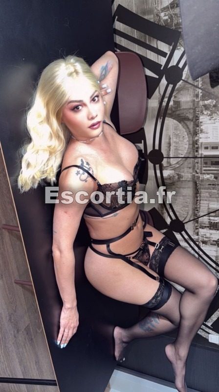 Denierjour-chanel photo 2