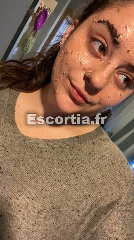 Sandra bella escort Carcassonne