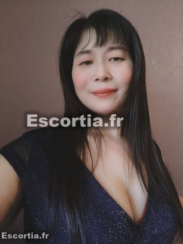 Massage professionnel asiatique photo 5