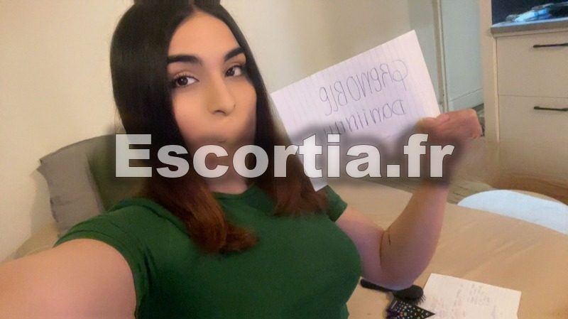 Daniiela XL photo 3