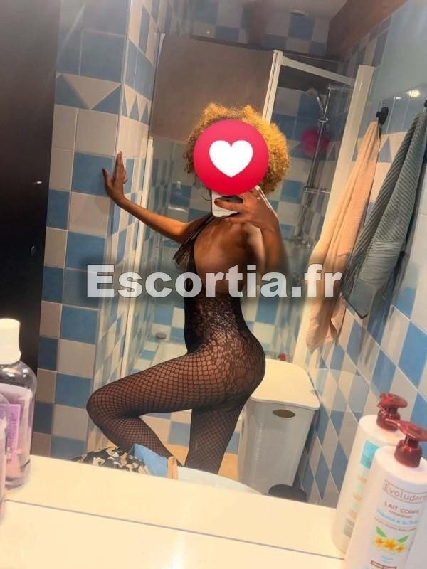 Miel escort Troyes