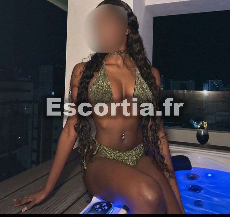 Teen.cubaine escort Paris