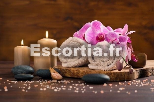 MASSAGE SUR  TABLE ET LIT photo 4