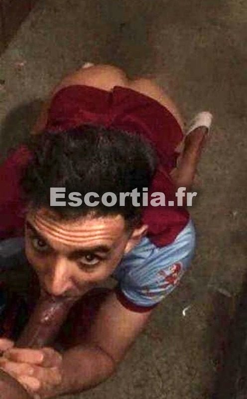 Myadomina escort Rosny-sous-bois