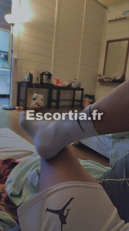 Max D escort Lormont