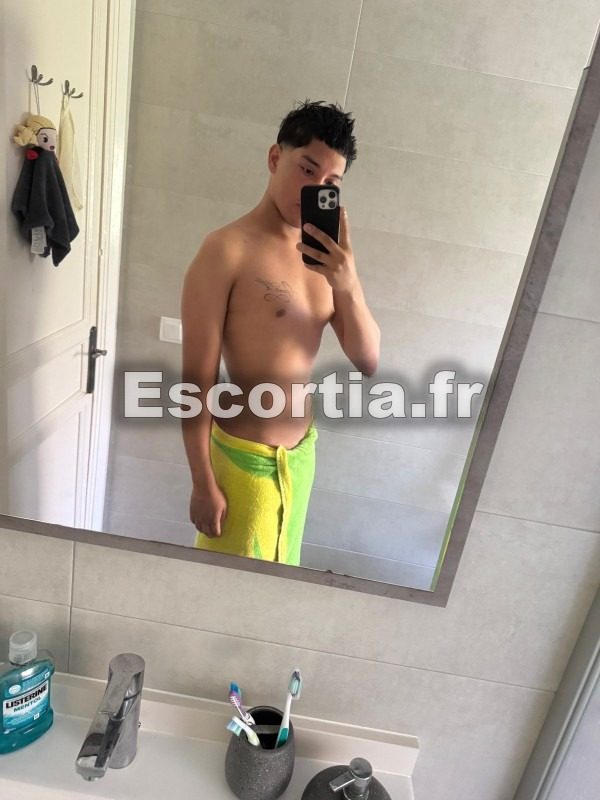 ThiagoLatino escort Paris