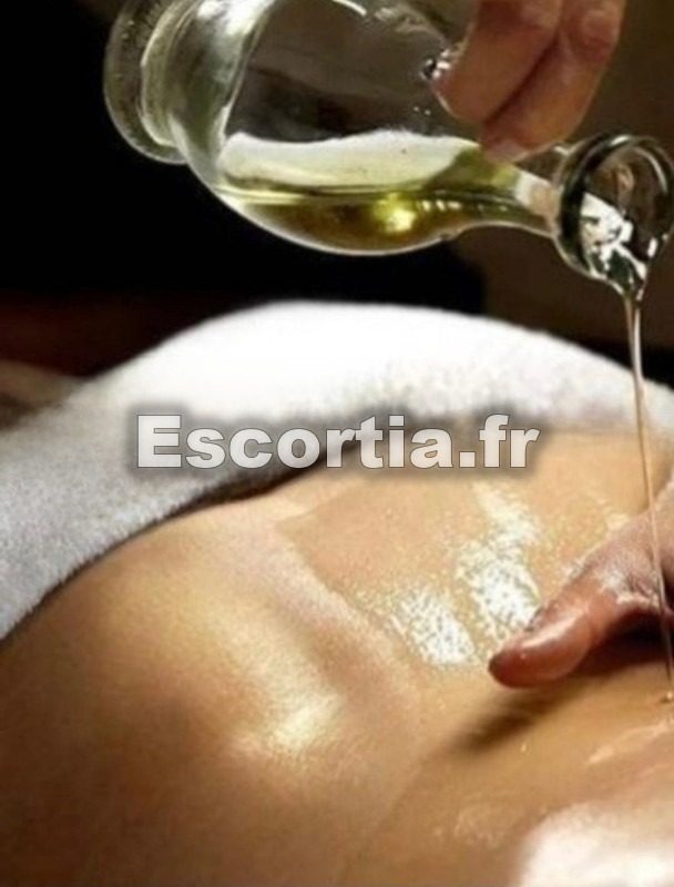 Esmeralda massage  tantrique photo 3