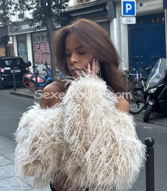 Allana Onassis XXl photo 5