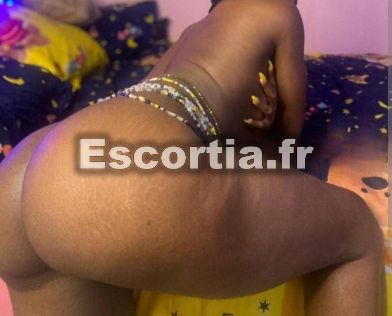 Fatimatou photo 3
