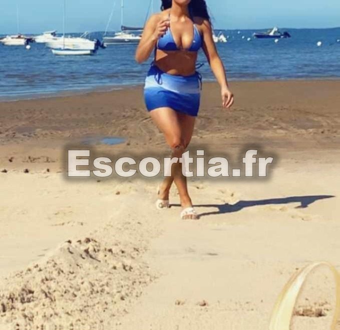 Latina33510 escort Andernos-les-bains