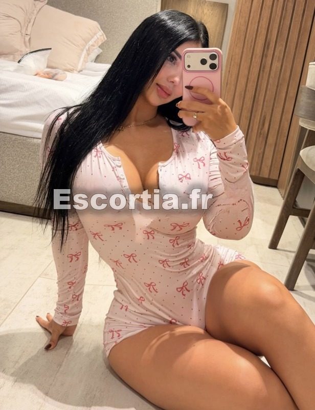 Liz-real photo 4