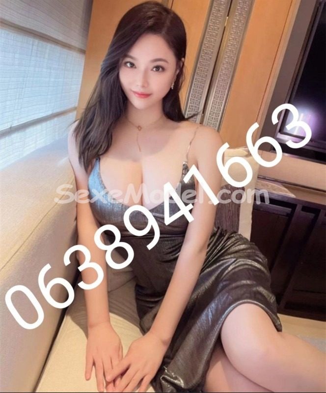 Rose escort Paris