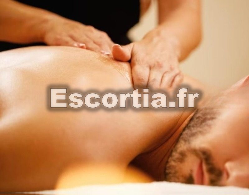 Massage Tantrique Adri photo 2