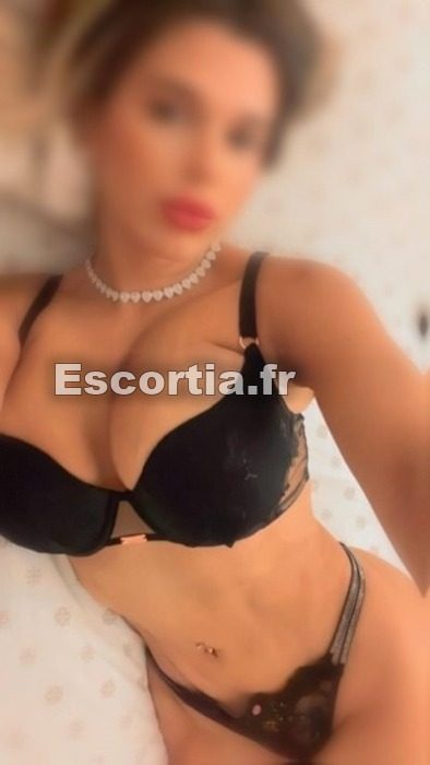 Massage Nuru escort Thionville