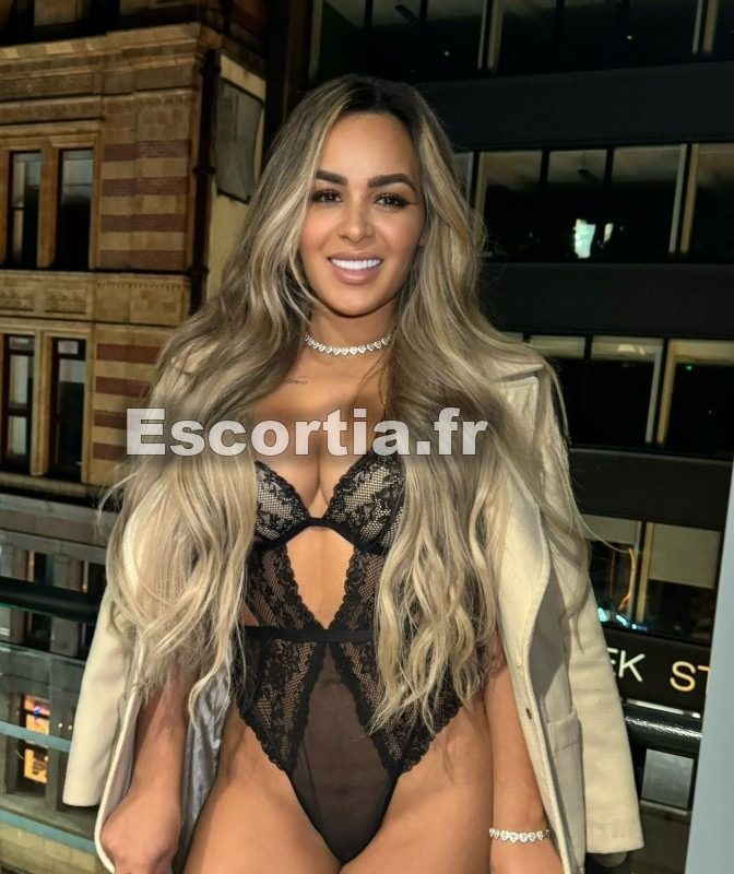 Alycia escort Villeneuve-saint-georges