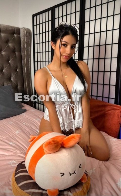 Daniella69 photo 3