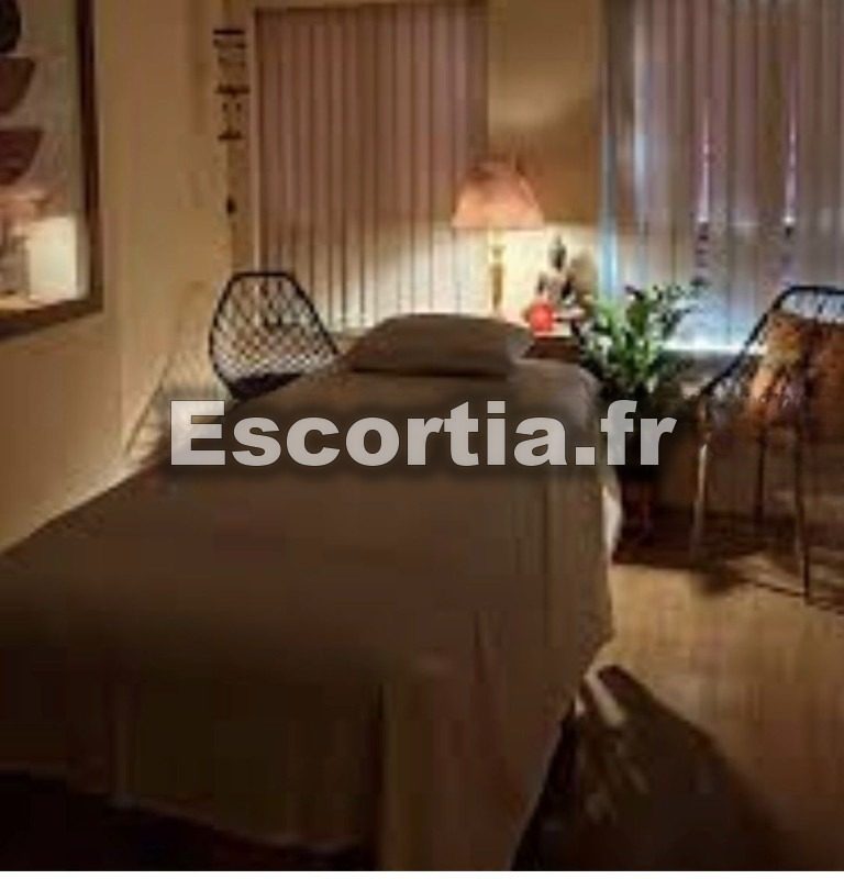 Massage tantrique nuru photo 2