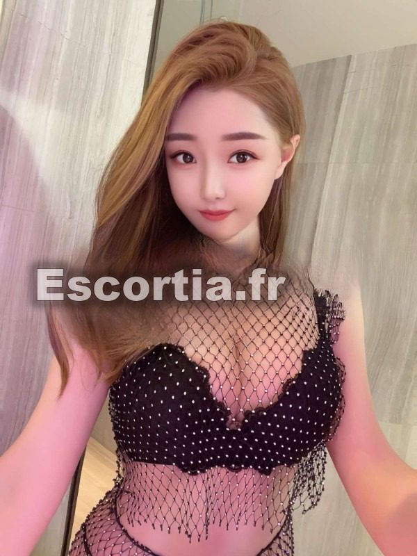 Yuki668 escort Paris