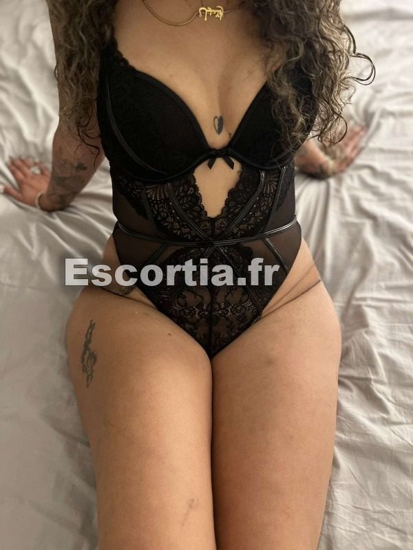 SexyFefe photo 2