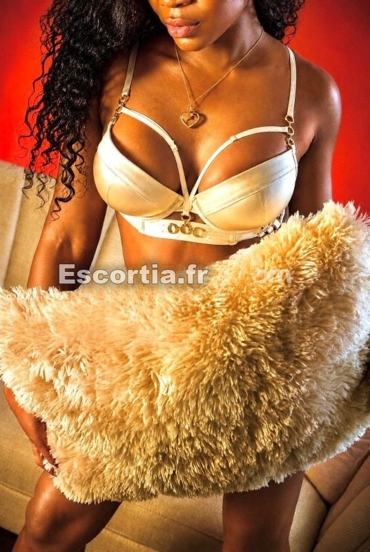 Dulce Bote escort Aix-en-provence