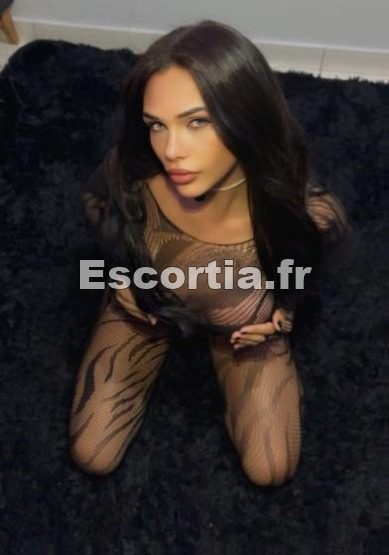 Megan 22cm escort Lyon