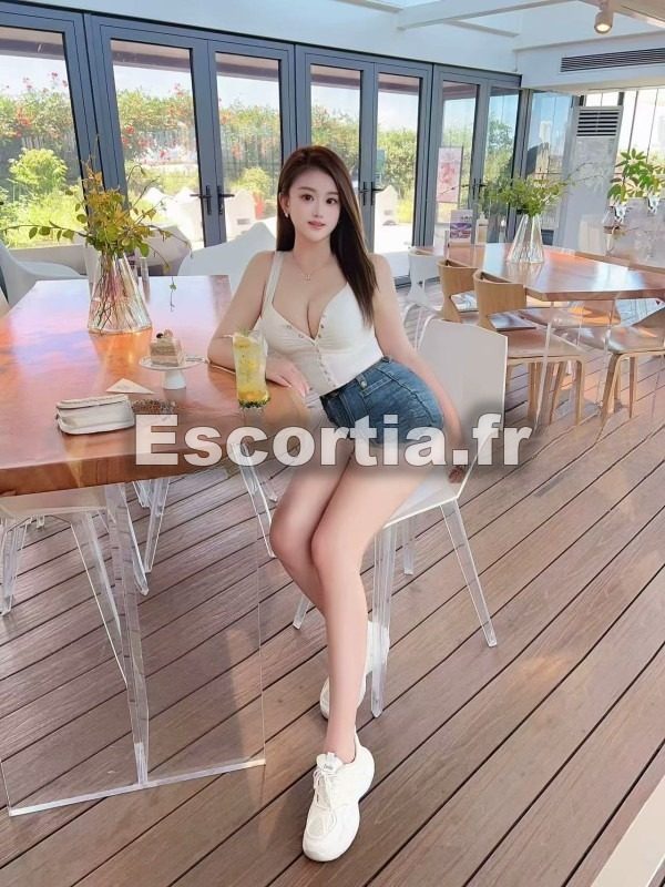 Alix165 photo 4