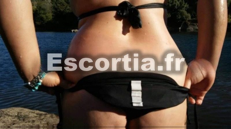 MICHELLE COQUINE photo 4