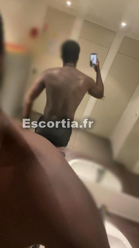 Marvin100hetero escort Paris