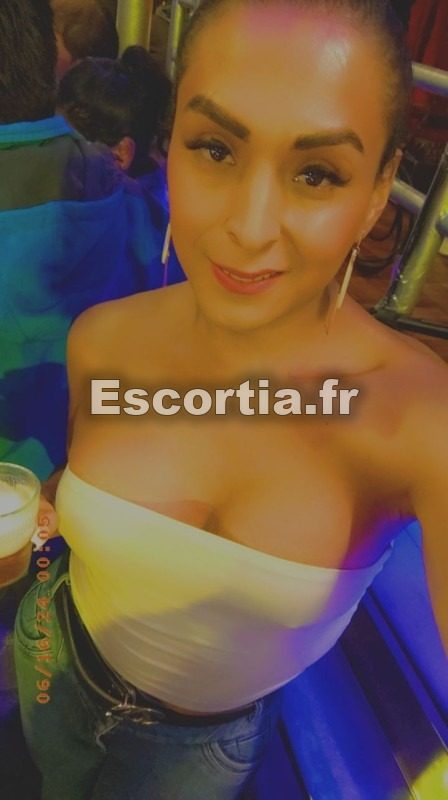BrenditaLatina photo 5