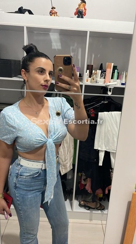 ANE COQUINE escort Arcizans-avant