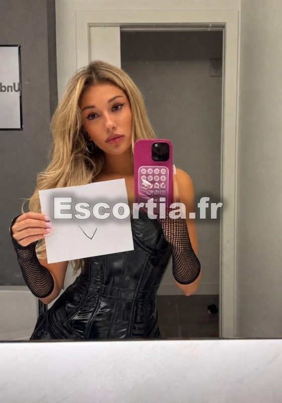 Gloria photo 5