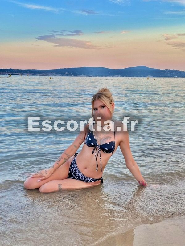 Rossi TRANSEXUELLE photo 2