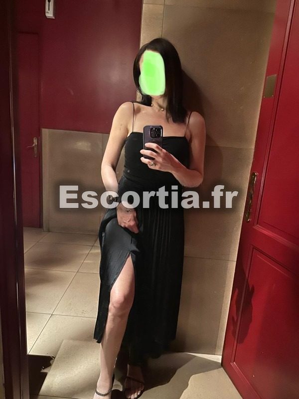 Eva.Conti escort Paris