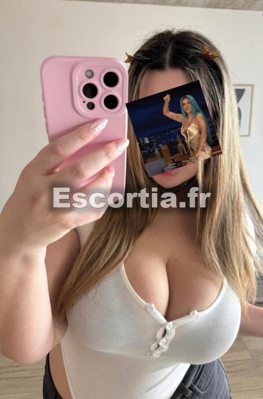 Daniela photo 2