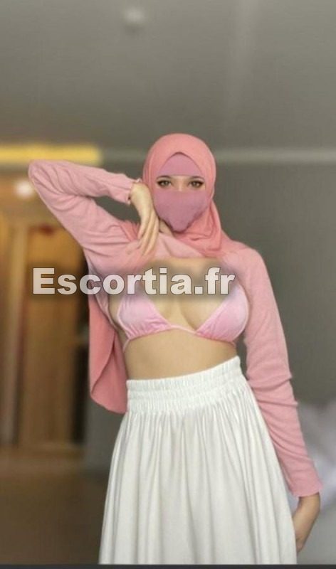 Rania masajes sexy photo 2