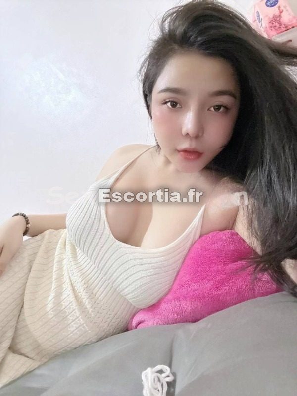 Livia163 photo 2