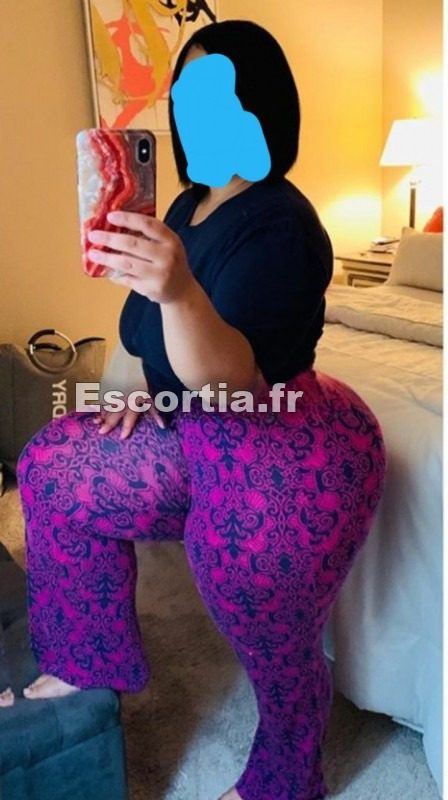 Laura164 escort Montrouge