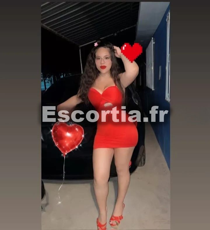Rocio 150 photo 3