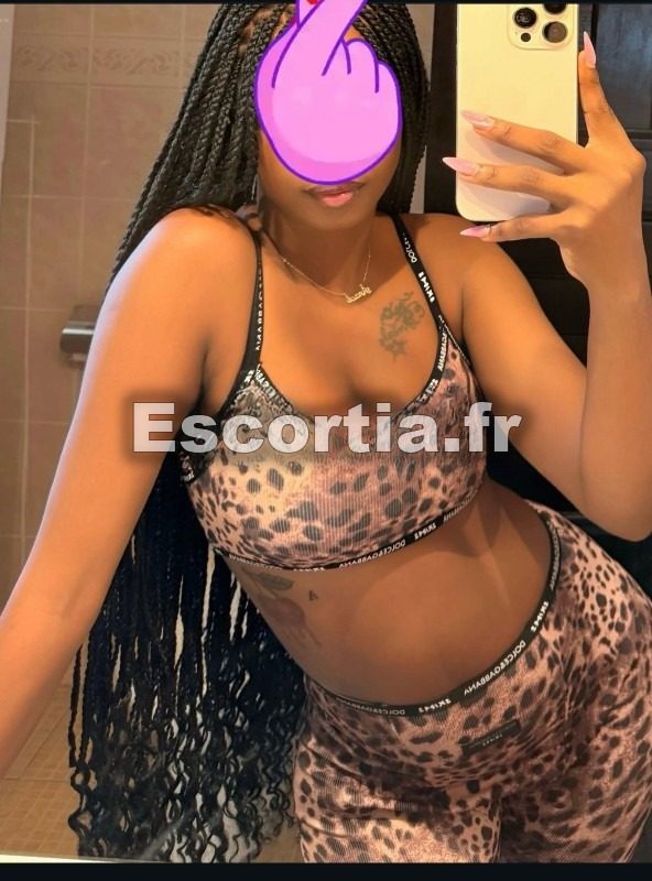 Mimie luna photo 3
