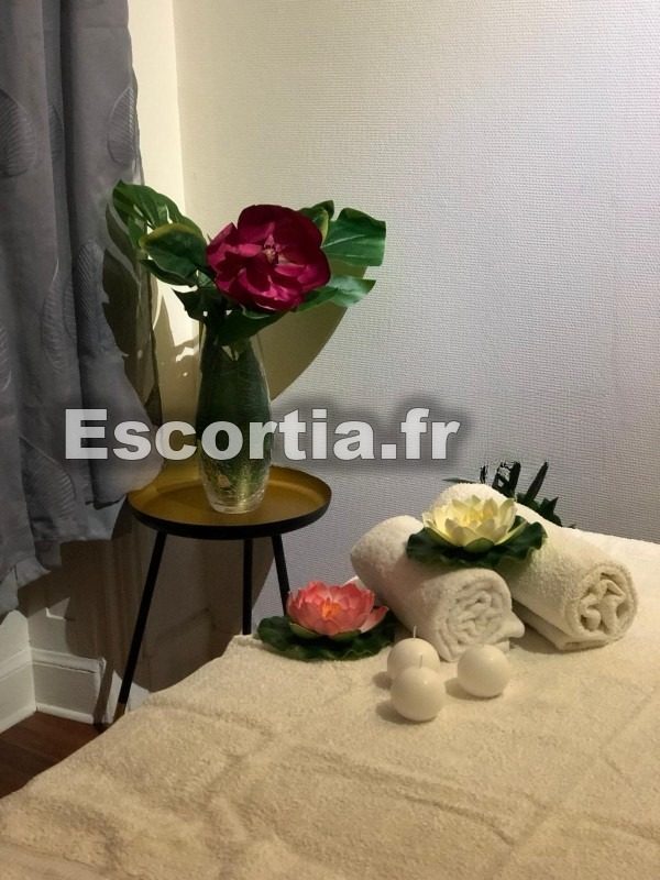 MASSAGE.Maya.Tantrique photo 2