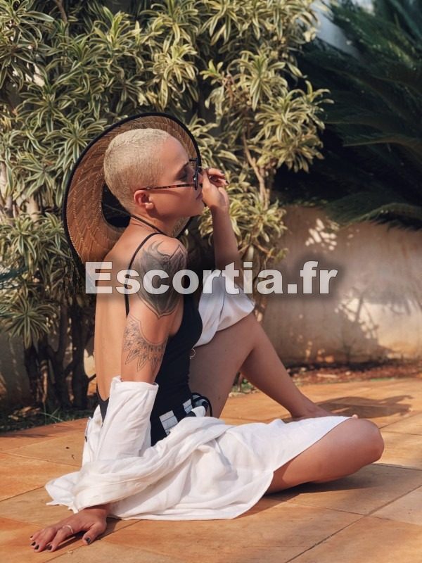 Le ika escort Nice